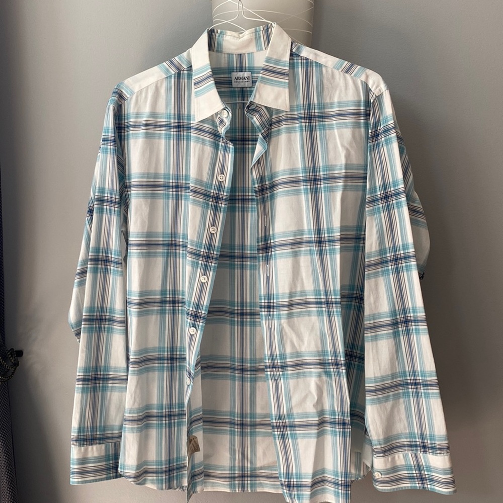 Armani collezioni men’s long sleeve button down shirt.